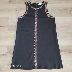 Anthropologie THML Dress  Sleeveless Shift Embroidered Size M